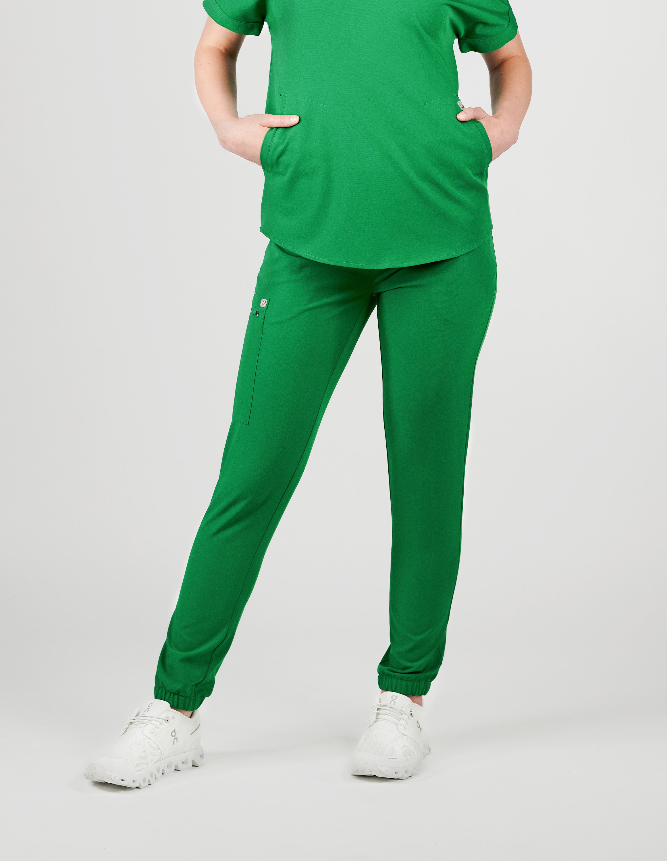 Clover Jogger Women's Hunter Green Scrub Pants Create Amor