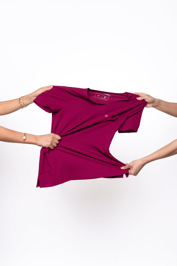 The Perfect Fit: How Your Scrubs Should and Shouldn't Fit