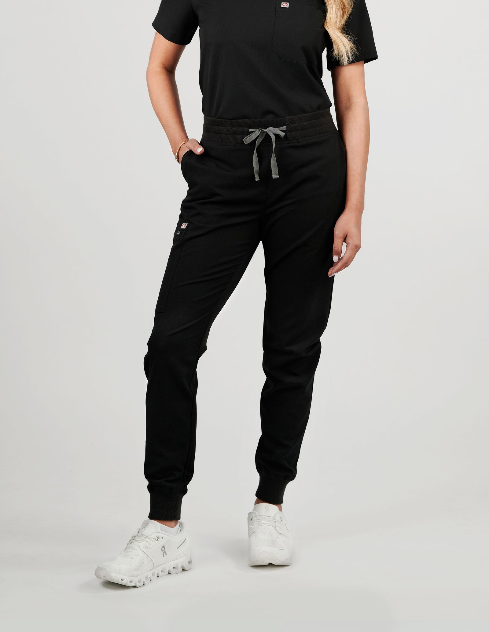 Ivy Jogger Women's Black Scrub Pants | Fitted Scrubs for