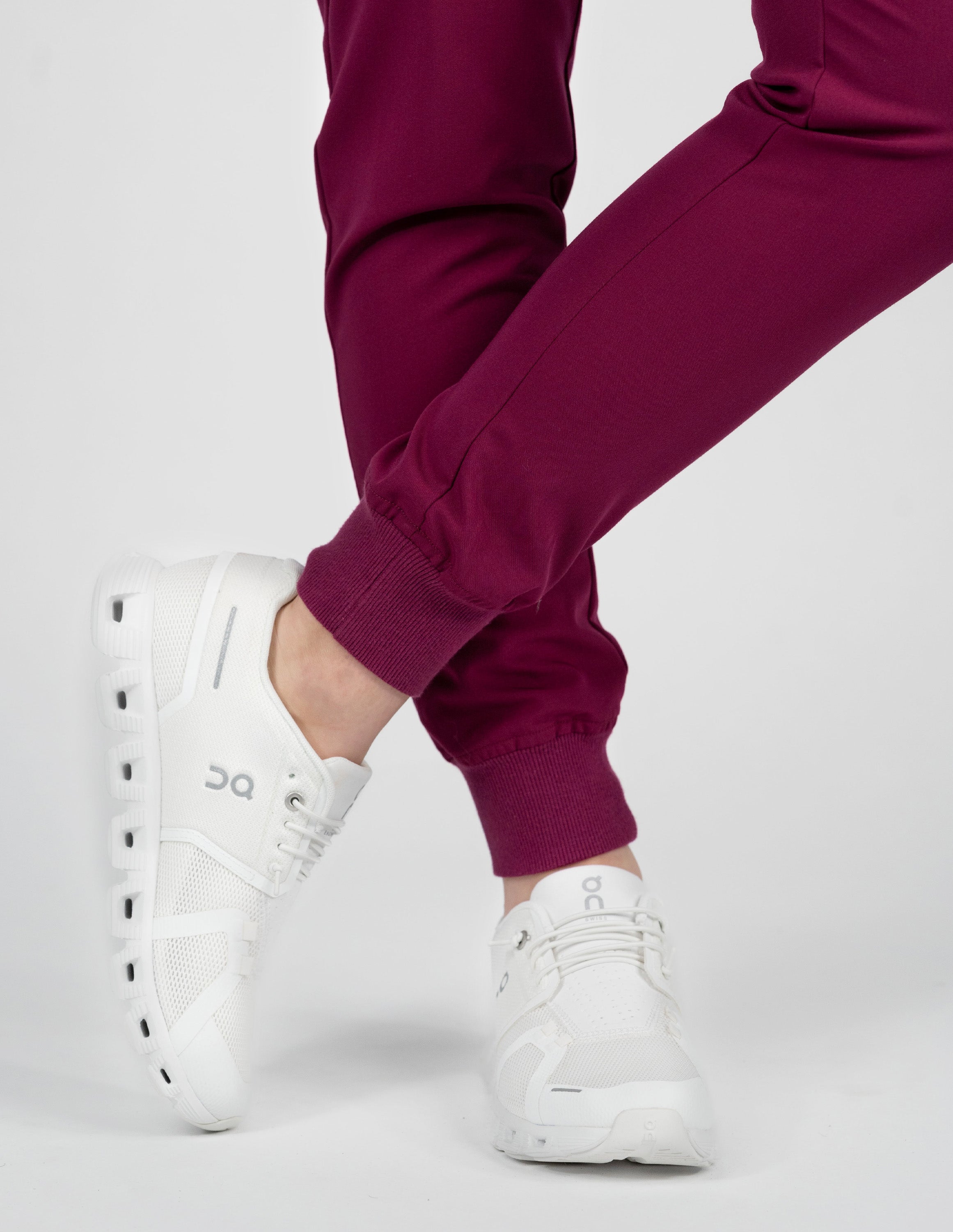 Ivy Jogger Women's Maroon Scrub Pants