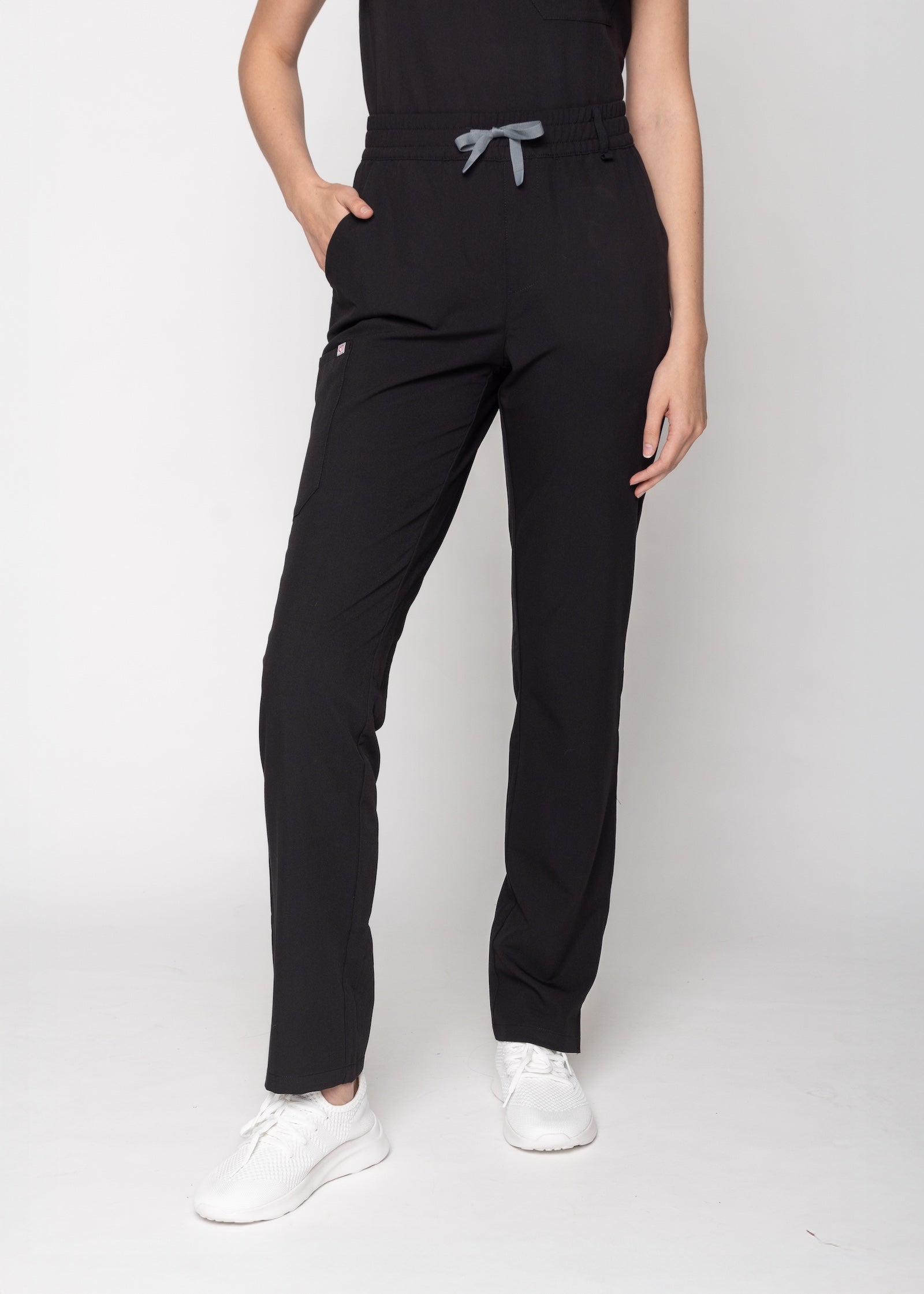 Daisy Classic Women's Black Scrub Pants